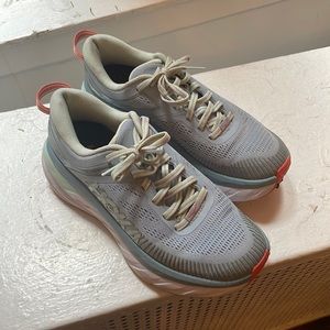 HOKA ONE ONE - BONDI 7 Running Shoes